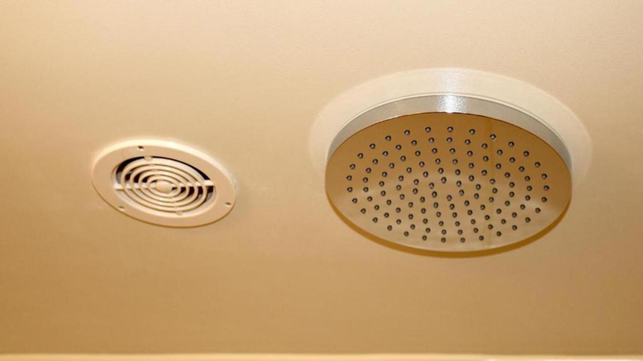 Toyoko Inn Osaka Tenjinbashi-Suji Rokuchome Dış mekan fotoğraf